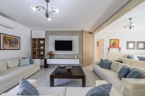 Smart TV, tavolo da ping pong
