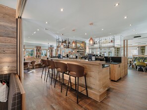 Bar (on property) - Alpinhotel Monte (Galtur)