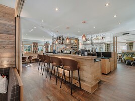 Bar (en el alojamiento)