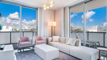 Smart TV, escritórios