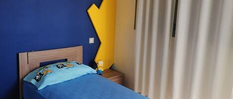 3 室のベッドルーム、WiFi