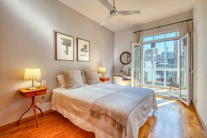 3 makuuhuonetta, silitysrauta/-lauta, vauvan matkasänky, ilmainen Wi-Fi