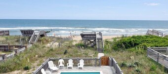 K1134 Dream Catcher: Updates for 2025! 8 BRs, Oceanfront, Pool, Hot Tub, Pets OK!