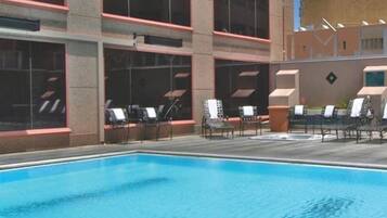 Alberca al aire libre