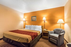 Room - Days Inn by Wyndham Scottsboro AL (Scottsboro)