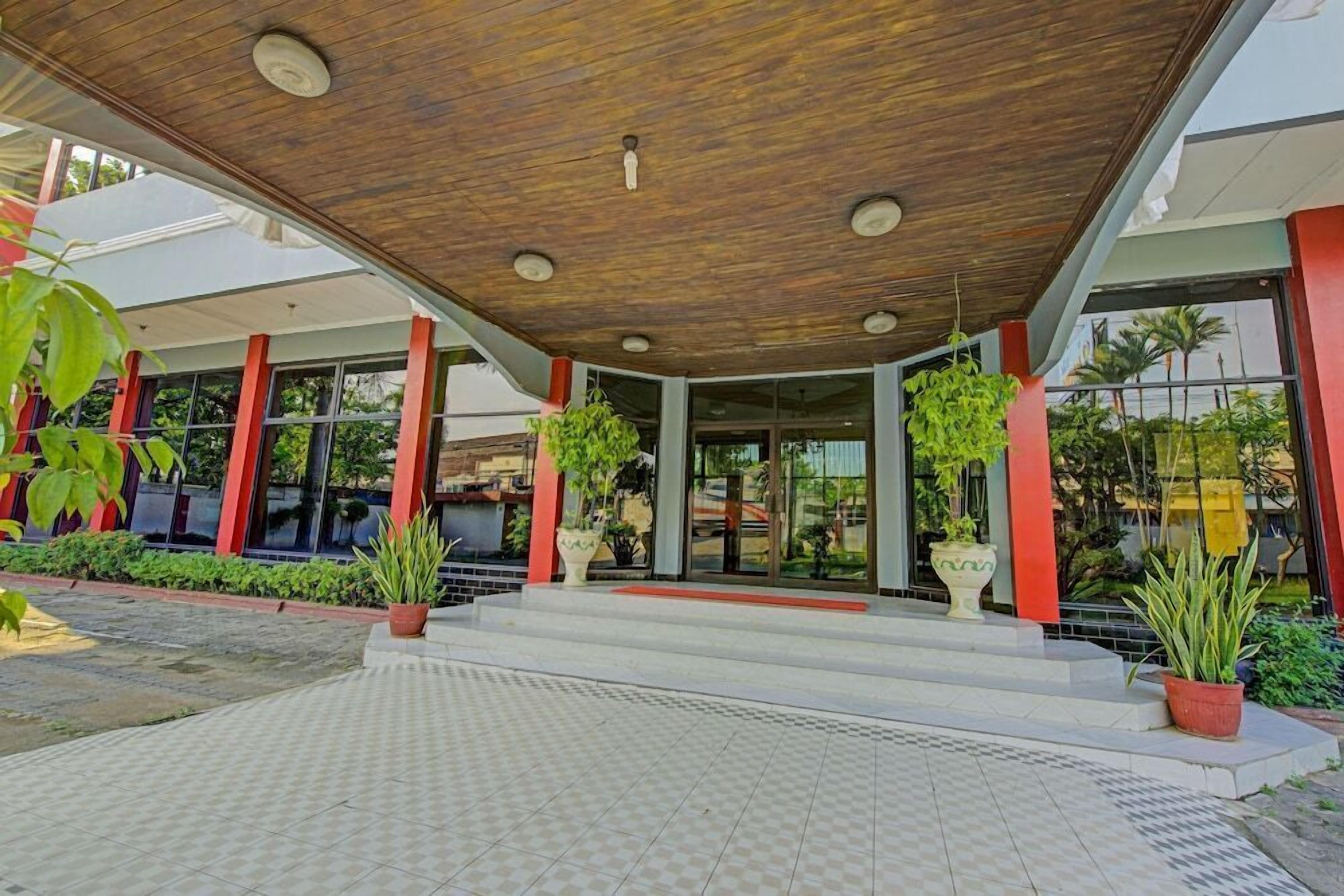 تفاصيل الفندق من الخارج