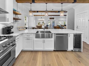 Hus - 4 sovrum | Eget kök | Kylskåp, ugn, kaffe- och tebryggare och brödrost