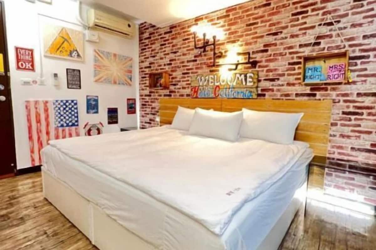 Down comforters, free minibar, individually decorated