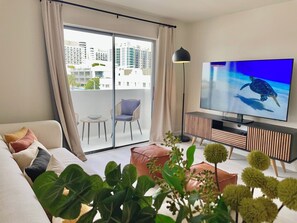 TV