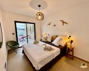 1 slaapkamer, een strijkplank/strijkijzer, reisbedje, gratis wifi