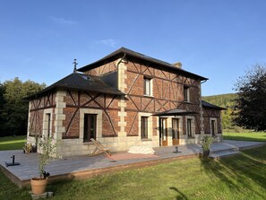 Exterior - Along the Andelle (Perriers-sur-Andelle)