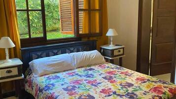 Premium bedding, individually decorated, free WiFi, bed sheets