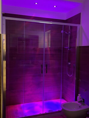 Comfort Room | Bathroom