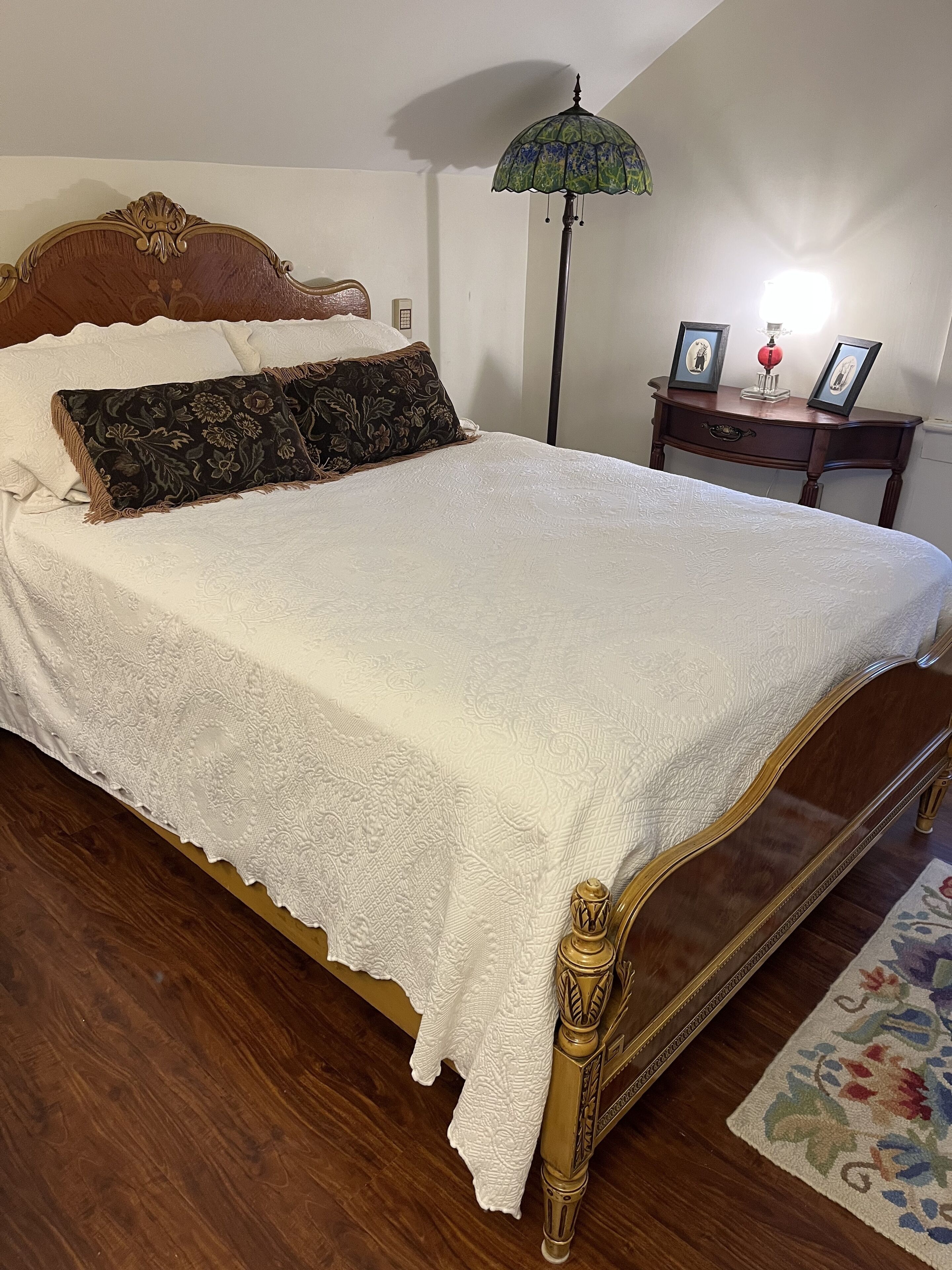 2 bedrooms, desk, free WiFi, bed sheets