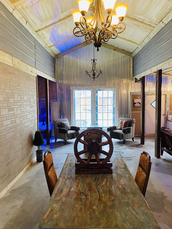 Interior - Beautiful Barn inside a cheerful farm (Willis)