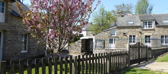 Country house with indoor pool, near Rochefort en terre; 2 stars.