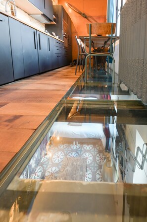 Dining - Beautiful atypical hyper center loft (Nancy)