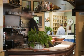 Bar (on property) - Hotel Cavaliere Nero (Pisa)