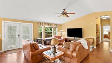 Smart TV, fireplace, video games