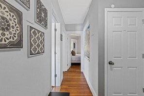 Interior - Cozy House close to TUFTS, Harvard, MIT 3BR (Medford)