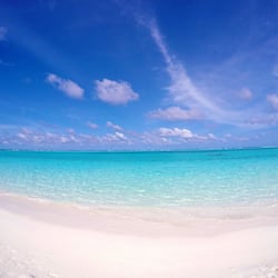 Private beach nearby, white sand, beach umbrellas, beach towels