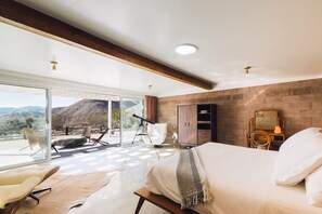 3 عدّة غرف نوم ومكواة/لوح كي وسرير سفر وواي فاي مجانًا