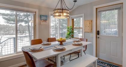 The Peaceful Nest Lakefront/ Beach/dock/ firepit/Pontoon rental/ pet friendly