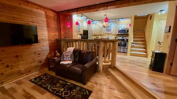 Smart-TV, Kamin, DVD-Player