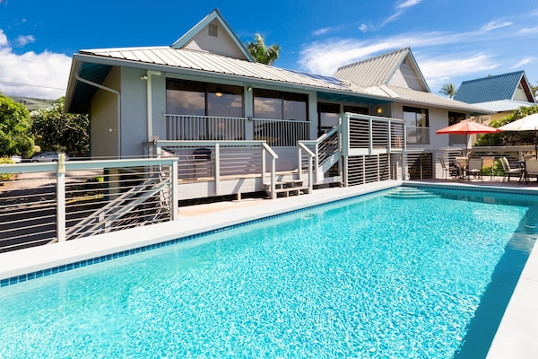 Sparkling pool, deck and back patio