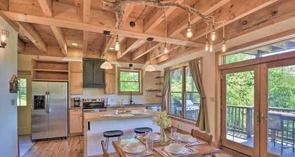 Driftwood Lodge-Timber Frame Lake View Cabin