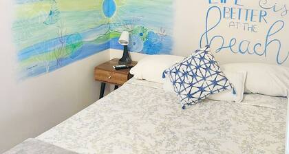 Suite 3: Full Bed + Sofa Bed, Shared Pool & BBQ, Near West Bay Beach