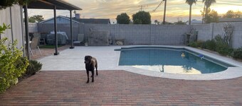 3bd house with pool conveniently located near Scottsdale, Tempe, and Papago Park
