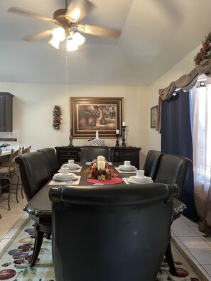 تناول الطعام