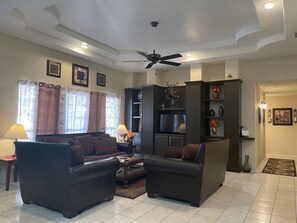 تلفزيون ذكي