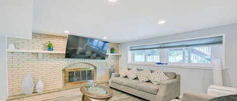 Smart TV, fireplace, video games