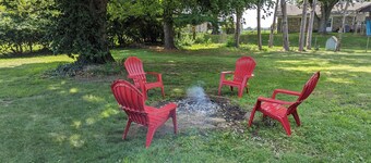 Cozy and Quiet Three Bedroom Two Bathroom Ranch