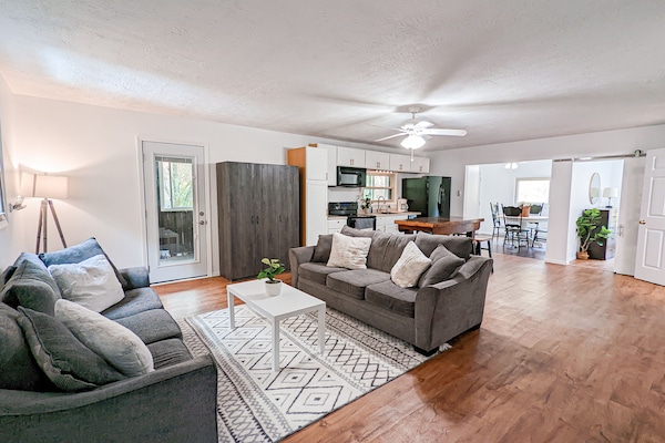 Smart TV, foosball, streaming services, stereo