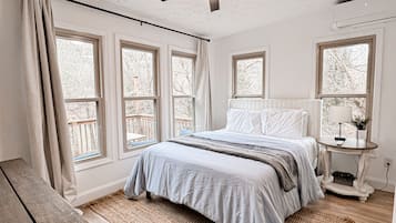 2 bedrooms, bed sheets