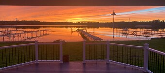 North end lake house walking distance to town amenities!