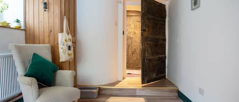 Romantic House | Interior detail