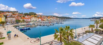 Nice apartment in Mali Losinj with WiFi
