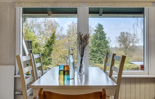 1 bedroom lovely home in Melby