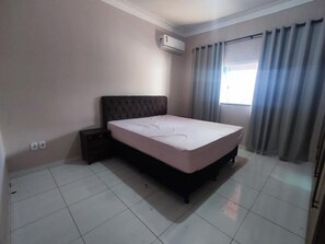 Family House | 5 bedrooms, free WiFi