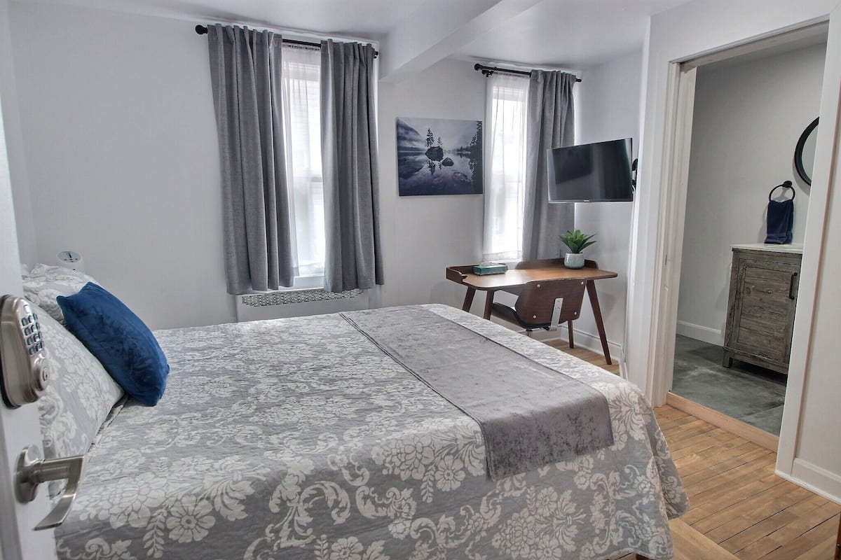 Business kamer | Individueel gedecoreerd, individueel gemeubileerd, gratis wifi