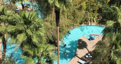 Bora Bora room with master suite and full-sized kitchen by Allegiant Stadium