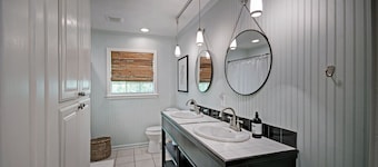 Serene Home in Fondren Location Near Hospitals
