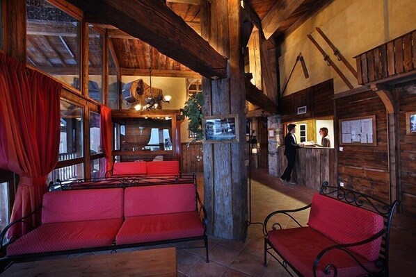 Hall
