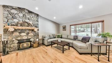 TV connectée, cheminée