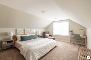 4 bedrooms, desk, iron/ironing board, travel cot