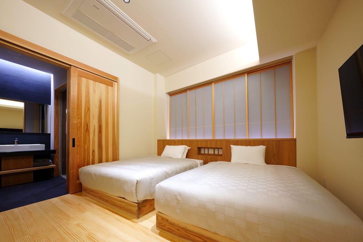 In-room safe, individually furnished, soundproofing, free WiFi